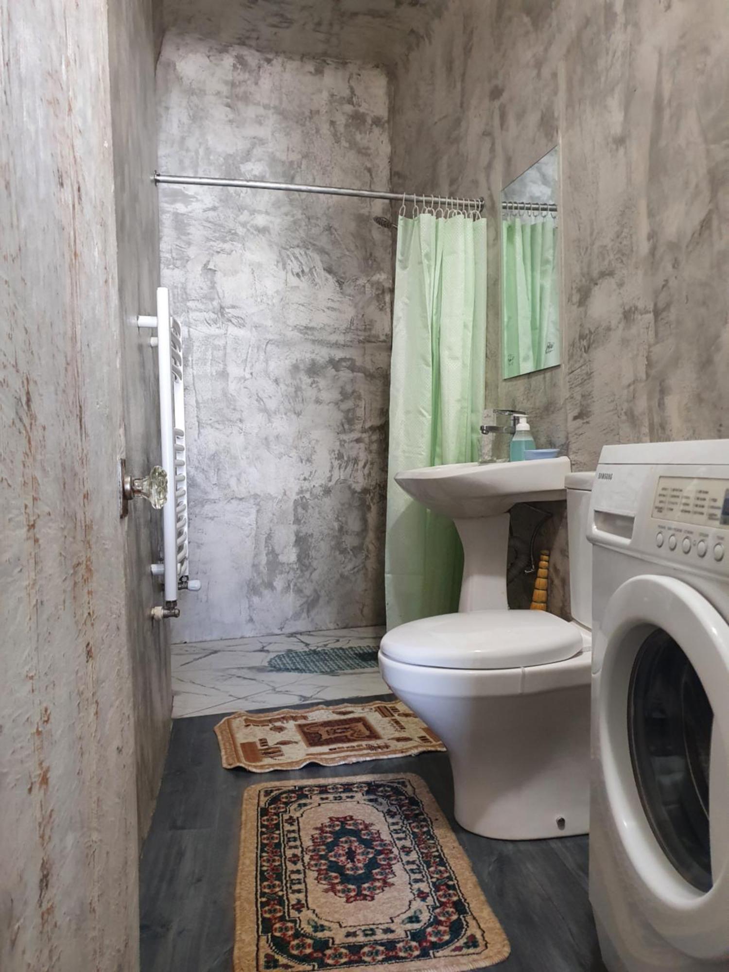 צ'יסינאו Authentic Apartment In The Centre מראה חיצוני תמונה